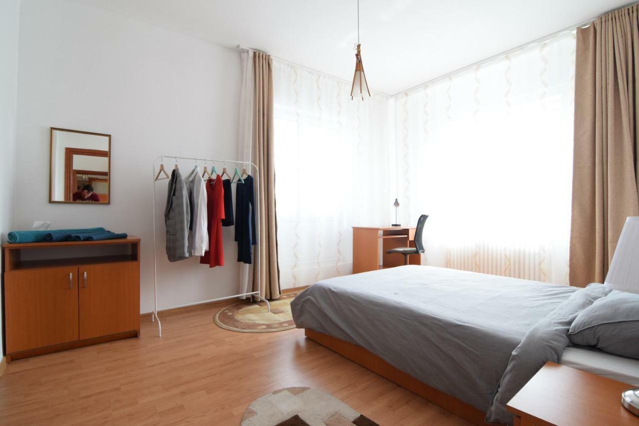 Appartement Resedinta Lui Calin à Bucarest Extérieur photo