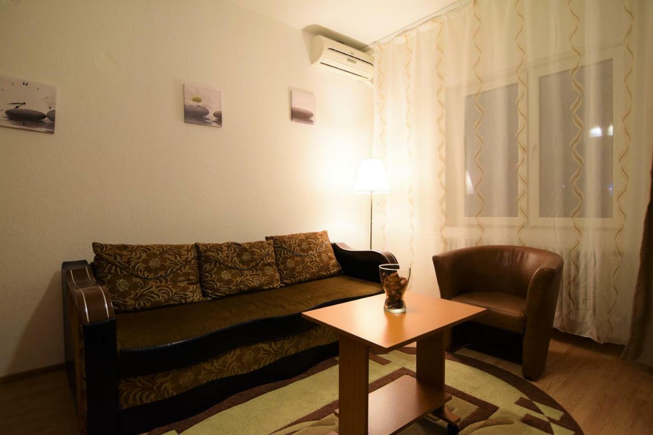 Appartement Resedinta Lui Calin à Bucarest Extérieur photo