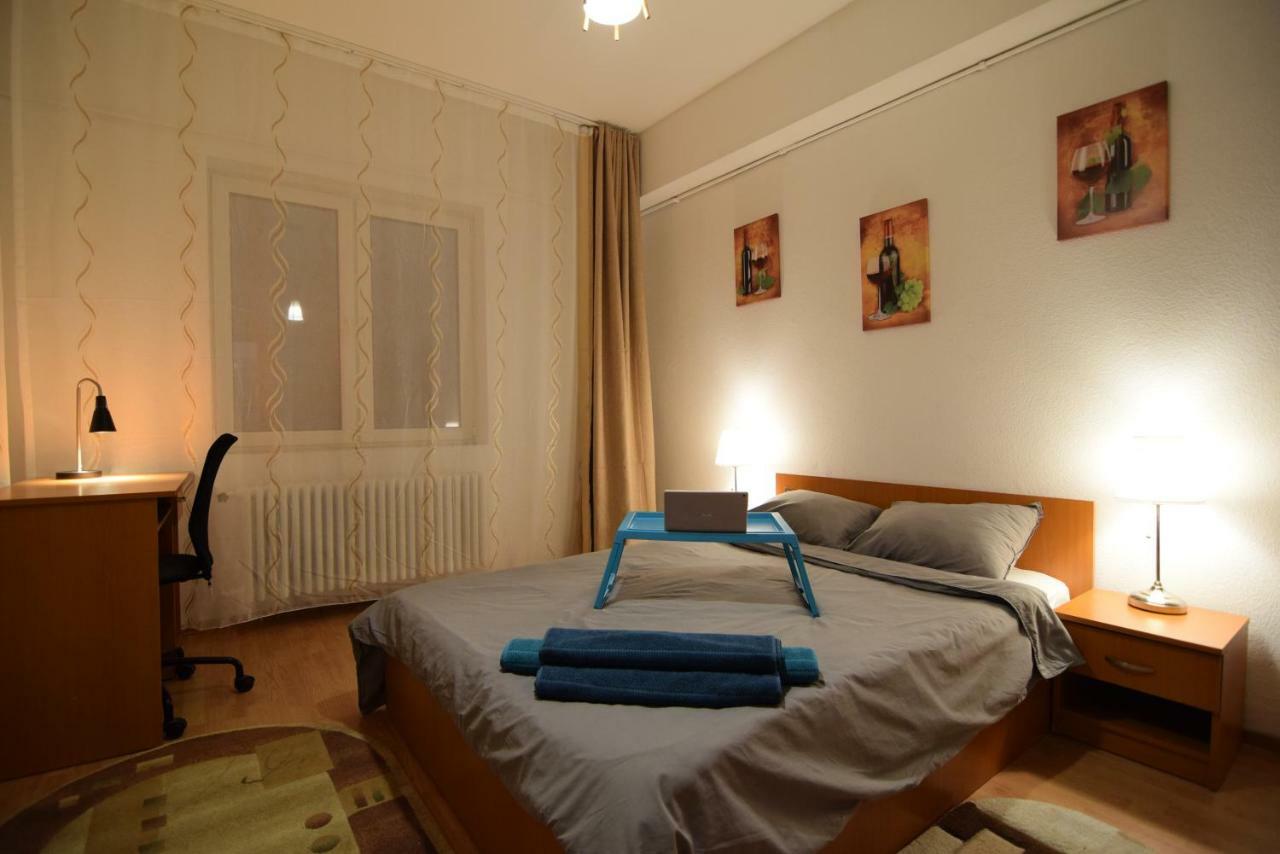 Appartement Resedinta Lui Calin à Bucarest Extérieur photo